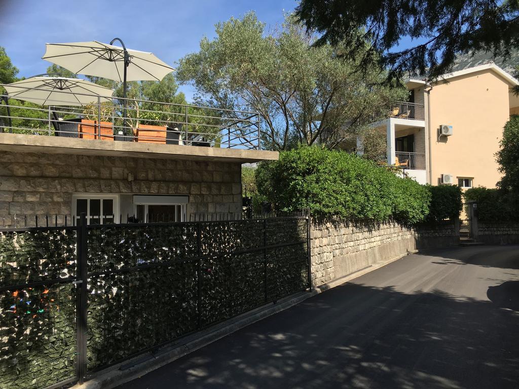 Apartments Vojvoda Котор Екстер'єр фото